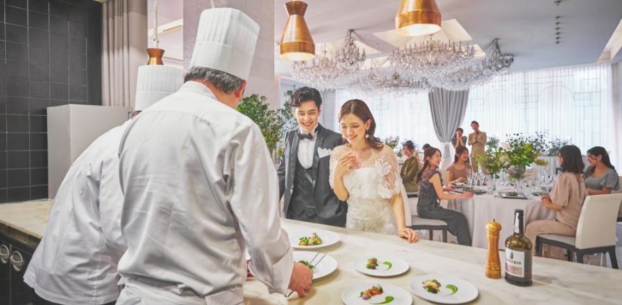 披露宴 イメージ